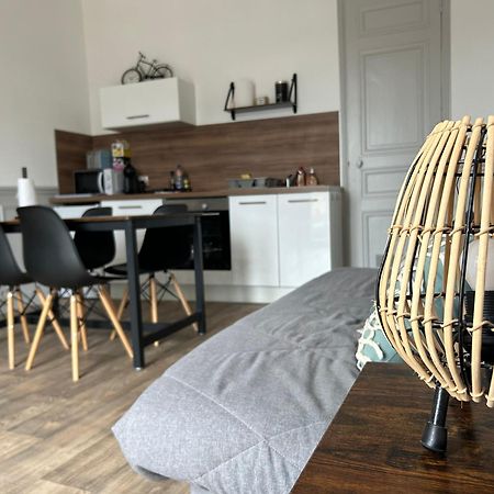 Appartement F1, Refait A Neuf, 150M De La Plage Donville-les-Bains Dış mekan fotoğraf